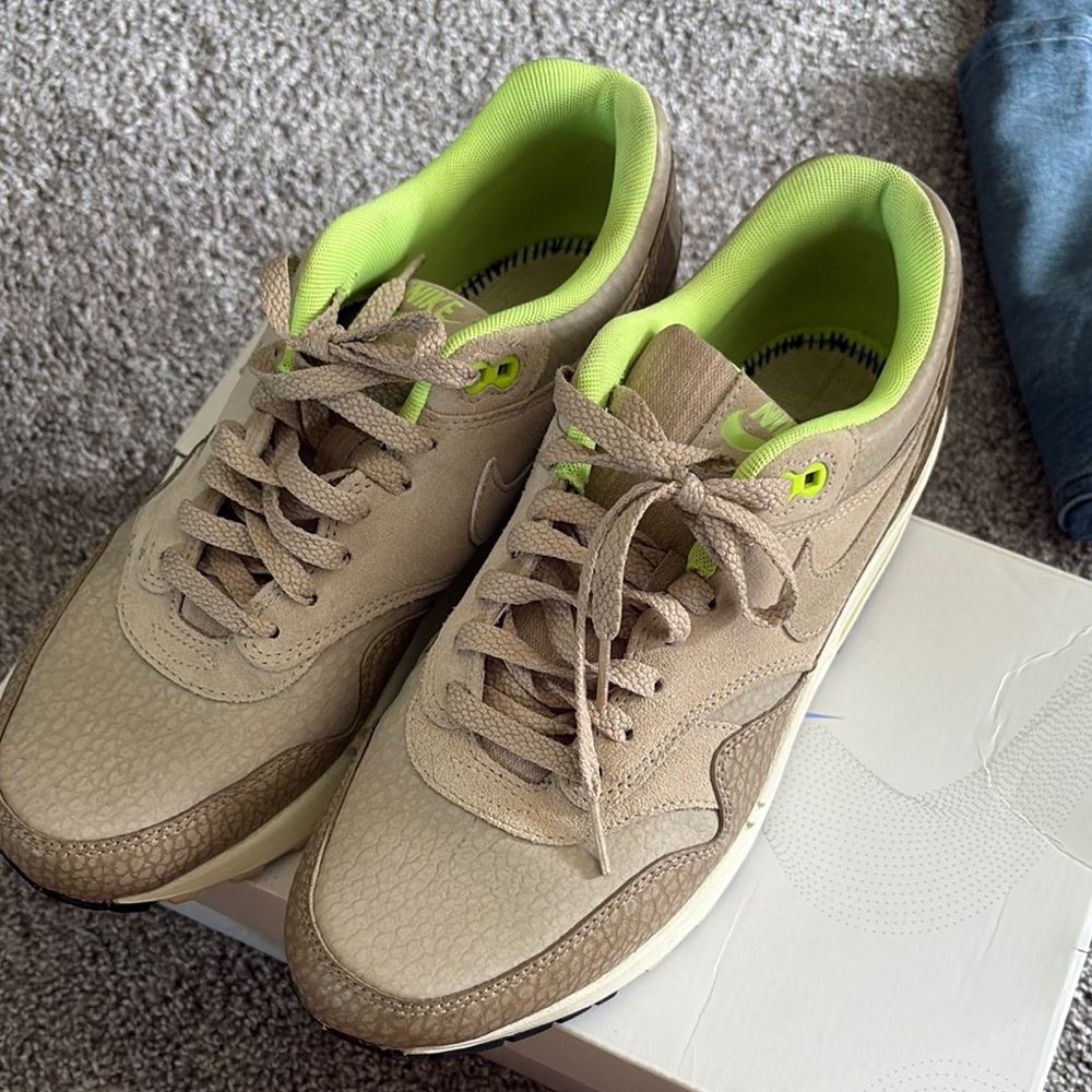 Nike Tan and Lime Sneakers